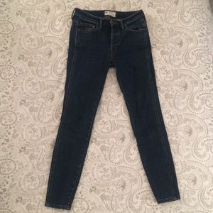 Free People dark wash skinny jeans size 24